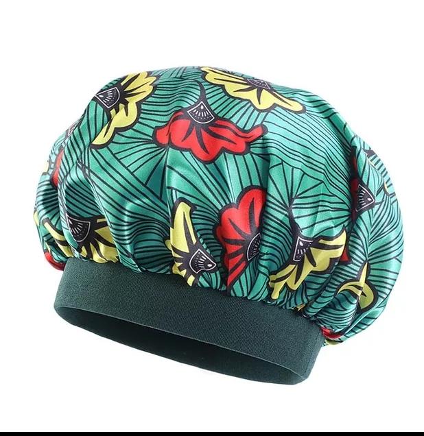 Bonnet en satin enfant