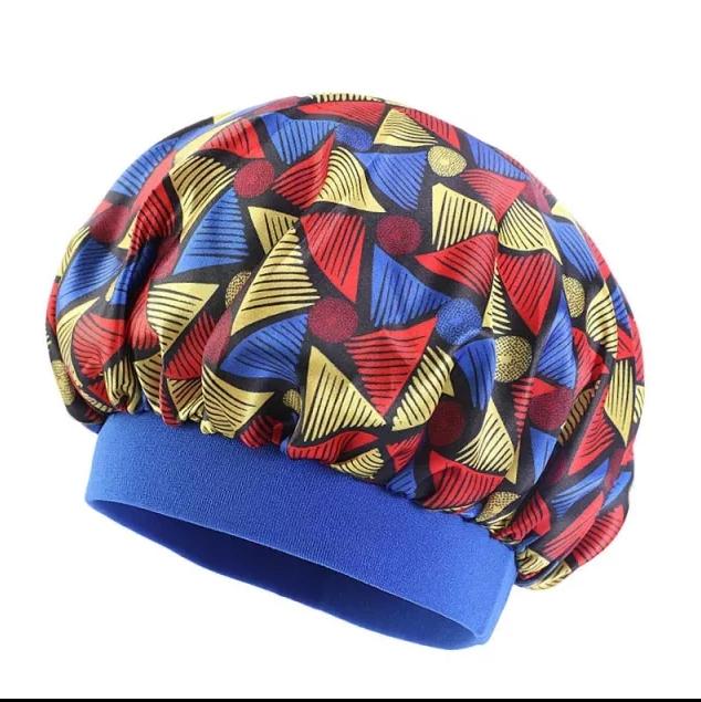 Bonnet en satin enfant